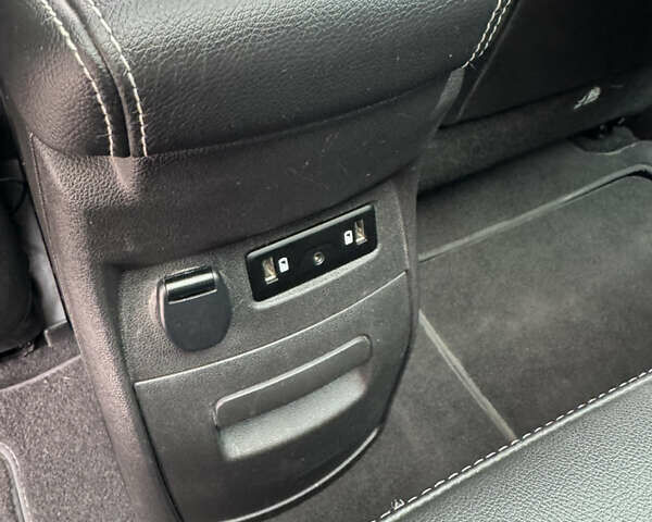 Серый Рено Сценик, объемом двигателя 1.6 л и пробегом 156 тыс. км за 14400 $, фото 56 на Automoto.ua