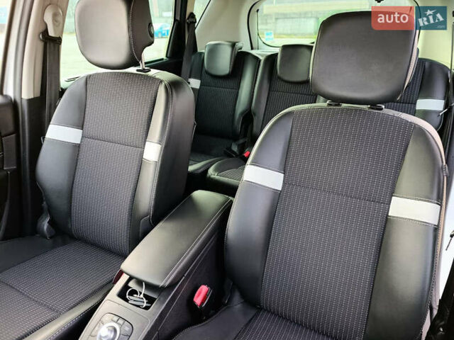 Сірий Рено Сценік, об'ємом двигуна 1.5 л та пробігом 196 тис. км за 9999 $, фото 18 на Automoto.ua