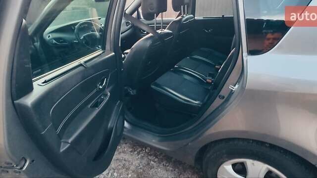 Сірий Рено Сценік, об'ємом двигуна 1.46 л та пробігом 233 тис. км за 8900 $, фото 2 на Automoto.ua