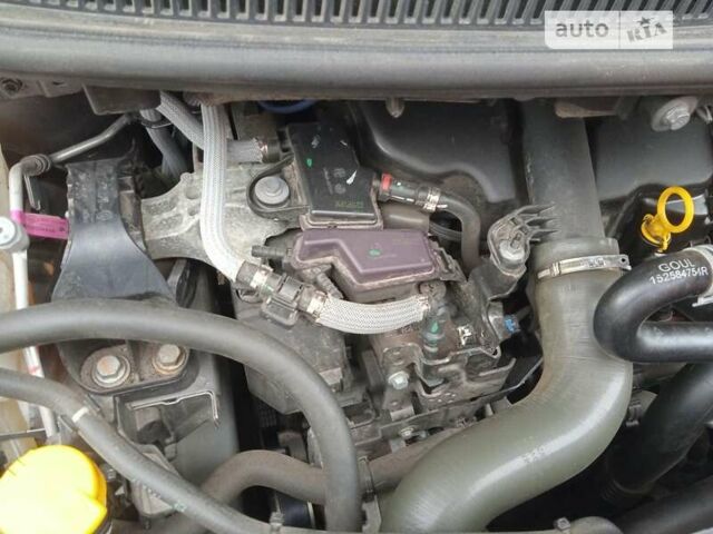 Сірий Рено Сценік, об'ємом двигуна 1.46 л та пробігом 197 тис. км за 13800 $, фото 2 на Automoto.ua