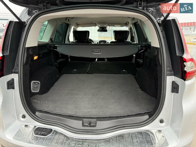 Сірий Рено Сценік, об'ємом двигуна 1.6 л та пробігом 227 тис. км за 16490 $, фото 18 на Automoto.ua