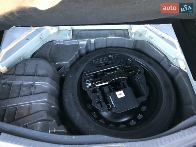 Сірий Рено Сценік, об'ємом двигуна 1.46 л та пробігом 175 тис. км за 15000 $, фото 19 на Automoto.ua