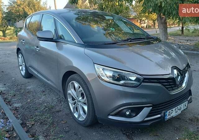 Серый Рено Сценик, объемом двигателя 1.46 л и пробегом 165 тыс. км за 15500 $, фото 1 на Automoto.ua