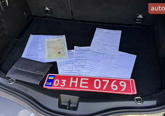 Серый Рено Сценик, объемом двигателя 1.46 л и пробегом 130 тыс. км за 17500 $, фото 46 на Automoto.ua