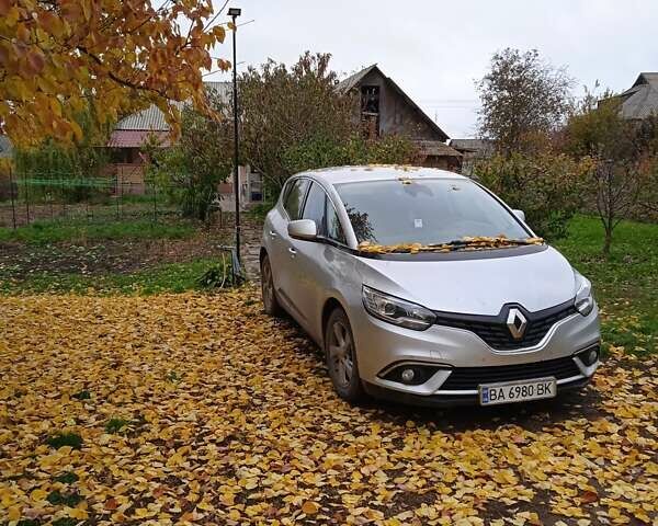 Серый Рено Сценик, объемом двигателя 1.46 л и пробегом 234 тыс. км за 11800 $, фото 2 на Automoto.ua