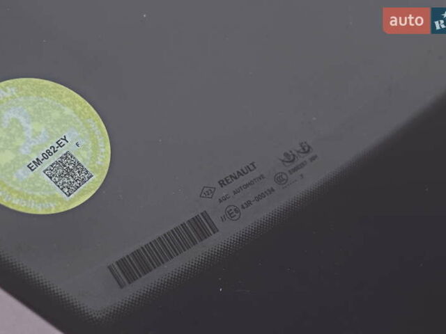 Серый Рено Сценик, объемом двигателя 1.5 л и пробегом 275 тыс. км за 15999 $, фото 31 на Automoto.ua
