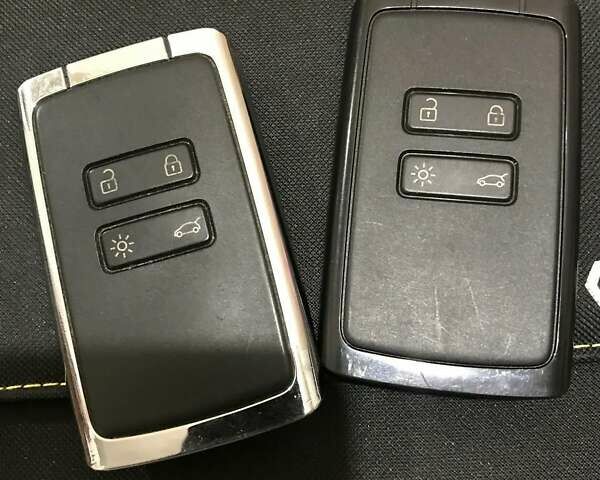 Сірий Рено Сценік, об'ємом двигуна 1.46 л та пробігом 175 тис. км за 15000 $, фото 25 на Automoto.ua