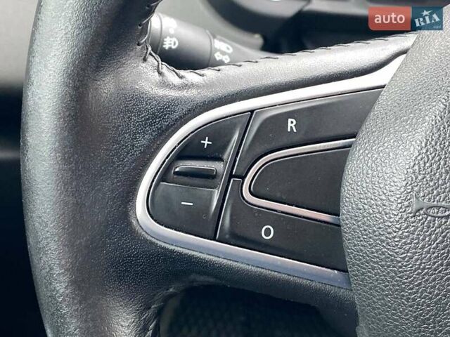 Серый Рено Сценик, объемом двигателя 1.46 л и пробегом 123 тыс. км за 15490 $, фото 20 на Automoto.ua