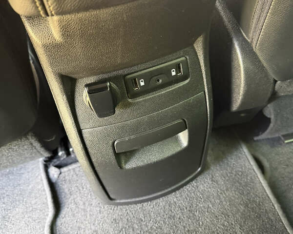 Серый Рено Сценик, объемом двигателя 1.6 л и пробегом 199 тыс. км за 14400 $, фото 49 на Automoto.ua