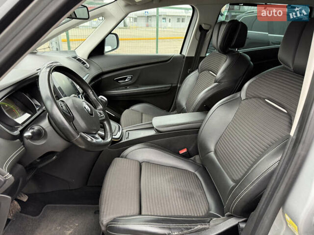 Сірий Рено Сценік, об'ємом двигуна 1.6 л та пробігом 227 тис. км за 16490 $, фото 14 на Automoto.ua