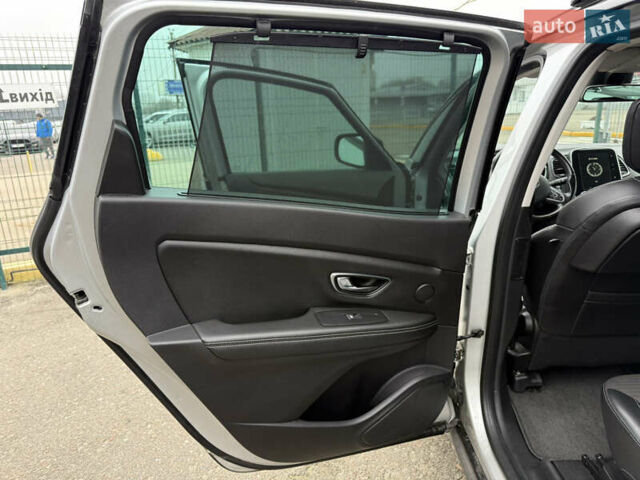 Сірий Рено Сценік, об'ємом двигуна 1.6 л та пробігом 227 тис. км за 16490 $, фото 15 на Automoto.ua
