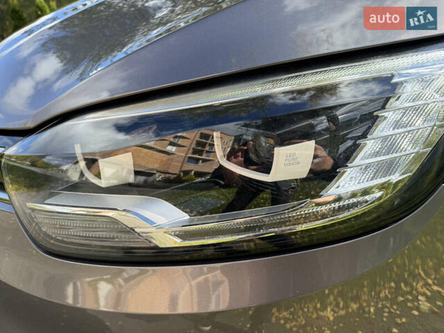 Рено Сценик 2017 в Хмельницком на Automoto.ua Серый Рено Сценик, объемом двигателя 1.6 л и пробегом 199 тыс. км за 14500 $, фото 21 на Automoto.ua