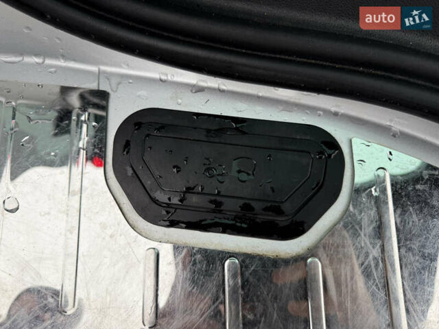 Сірий Рено Сценік, об'ємом двигуна 1.6 л та пробігом 227 тис. км за 16490 $, фото 19 на Automoto.ua