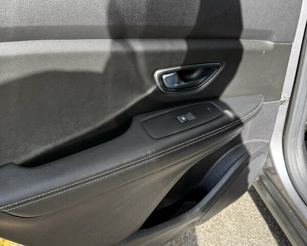 Серый Рено Сценик, объемом двигателя 1.6 л и пробегом 199 тыс. км за 14500 $, фото 45 на Automoto.ua