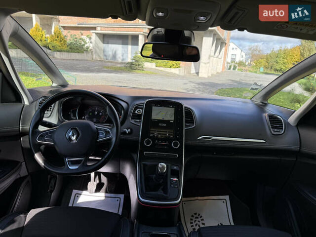 Сірий Рено Сценік, об'ємом двигуна 1.6 л та пробігом 199 тис. км за 14400 $, фото 50 на Automoto.ua