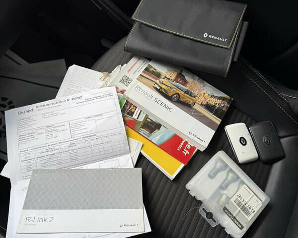 Серый Рено Сценик, объемом двигателя 1.6 л и пробегом 199 тыс. км за 14500 $, фото 74 на Automoto.ua