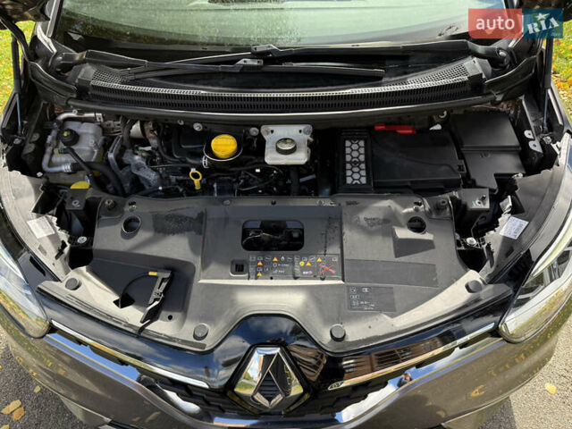 Рено Сценик 2017 в Хмельницком на Automoto.ua Серый Рено Сценик, объемом двигателя 1.6 л и пробегом 199 тыс. км за 14500 $, фото 68 на Automoto.ua