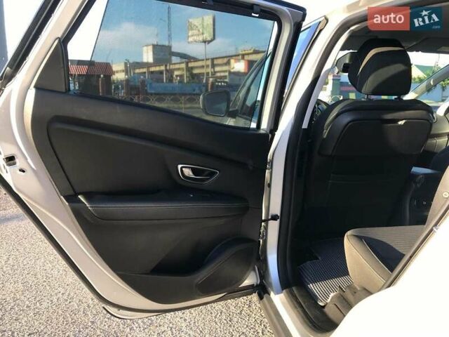 Сірий Рено Сценік, об'ємом двигуна 1.46 л та пробігом 175 тис. км за 15000 $, фото 5 на Automoto.ua