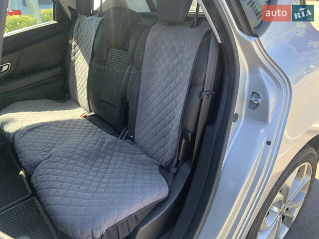 Серый Рено Сценик, объемом двигателя 1.46 л и пробегом 120 тыс. км за 16990 $, фото 9 на Automoto.ua