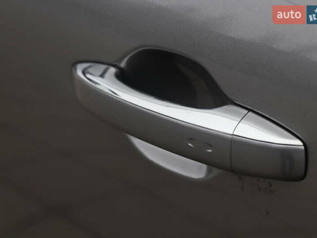 Серый Рено Сценик, объемом двигателя 1.5 л и пробегом 275 тыс. км за 15999 $, фото 13 на Automoto.ua