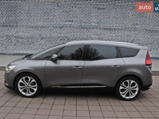 Серый Рено Сценик, объемом двигателя 1.5 л и пробегом 275 тыс. км за 15999 $, фото 12 на Automoto.ua