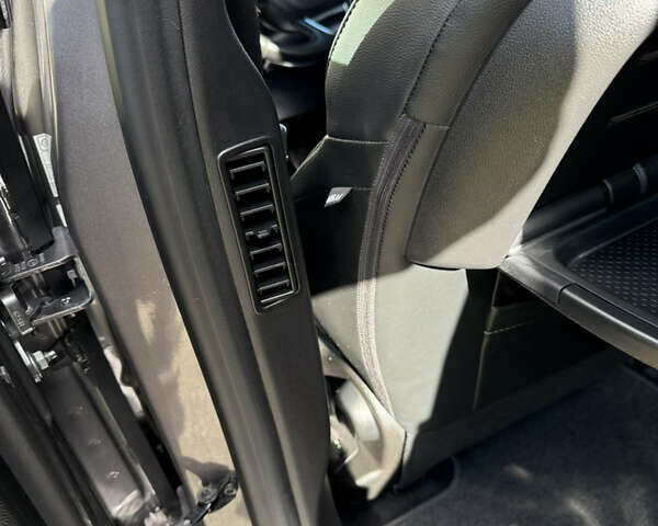 Серый Рено Сценик, объемом двигателя 1.6 л и пробегом 199 тыс. км за 14400 $, фото 48 на Automoto.ua