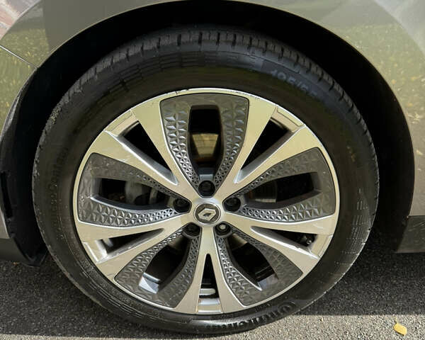 Сірий Рено Сценік, об'ємом двигуна 1.6 л та пробігом 199 тис. км за 14400 $, фото 22 на Automoto.ua