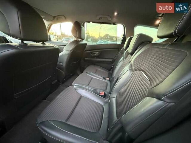 Серый Рено Сценик, объемом двигателя 1.46 л и пробегом 238 тыс. км за 16499 $, фото 26 на Automoto.ua