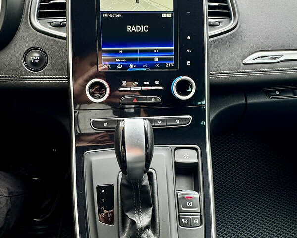 Рено Сценик 2018 в Киеве на Automoto.ua Серый Рено Сценик, объемом двигателя 1.6 л и пробегом 187 тыс. км за 18900 $, фото 25 на Automoto.ua