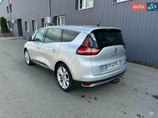 Серый Рено Сценик, объемом двигателя 1.8 л и пробегом 215 тыс. км за 16000 $, фото 3 на Automoto.ua