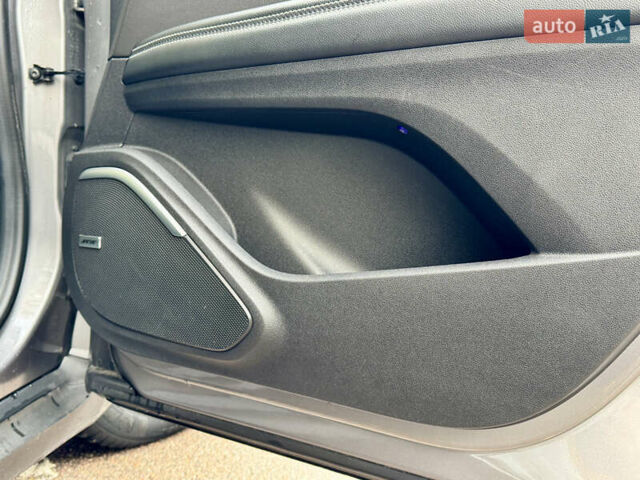 Сірий Рено Сценік, об'ємом двигуна 1.6 л та пробігом 187 тис. км за 17000 $, фото 23 на Automoto.ua