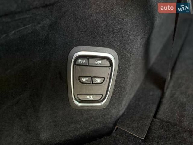 Серый Рено Сценик, объемом двигателя 1.46 л и пробегом 238 тыс. км за 16499 $, фото 32 на Automoto.ua