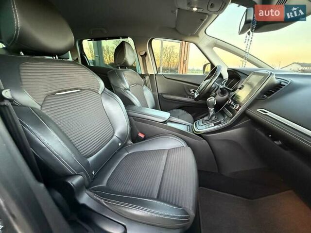 Серый Рено Сценик, объемом двигателя 1.46 л и пробегом 238 тыс. км за 16499 $, фото 29 на Automoto.ua