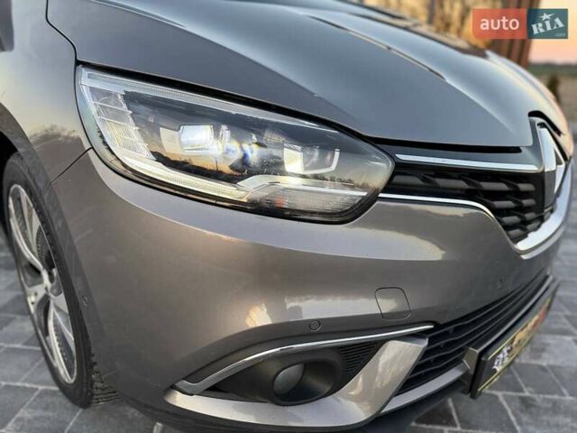Серый Рено Сценик, объемом двигателя 1.46 л и пробегом 238 тыс. км за 16499 $, фото 11 на Automoto.ua