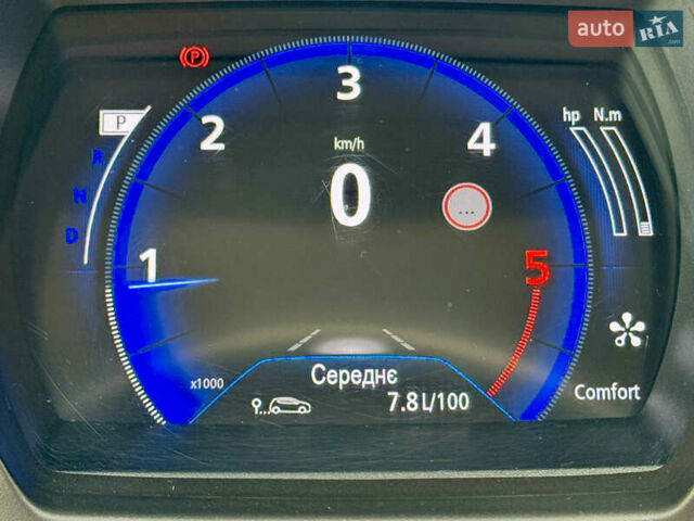 Рено Сценик 2018 в Киеве на Automoto.ua Серый Рено Сценик, объемом двигателя 1.6 л и пробегом 187 тыс. км за 18900 $, фото 27 на Automoto.ua