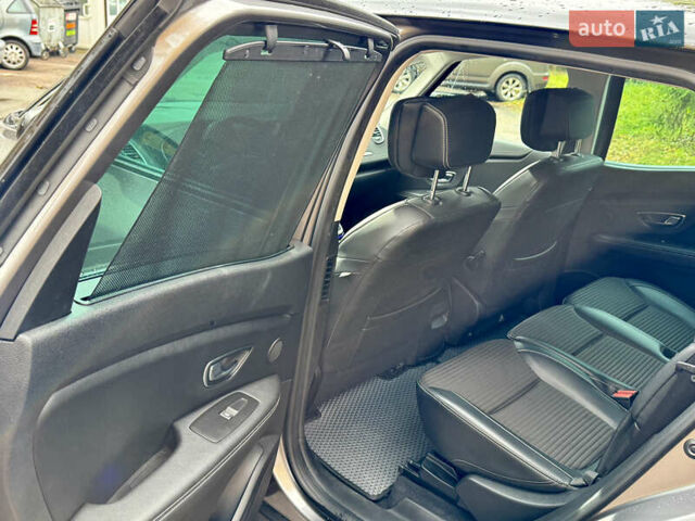 Сірий Рено Сценік, об'ємом двигуна 1.6 л та пробігом 187 тис. км за 17000 $, фото 18 на Automoto.ua
