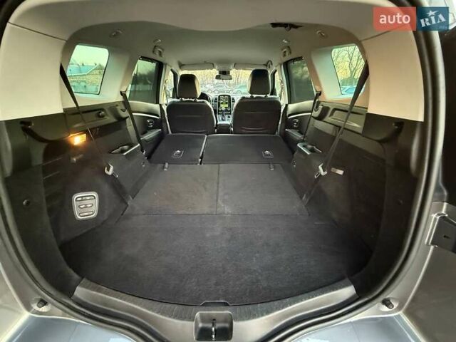 Серый Рено Сценик, объемом двигателя 1.46 л и пробегом 238 тыс. км за 16499 $, фото 34 на Automoto.ua