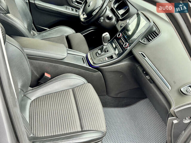 Сірий Рено Сценік, об'ємом двигуна 1.6 л та пробігом 187 тис. км за 17000 $, фото 22 на Automoto.ua