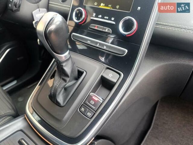 Сірий Рено Сценік, об'ємом двигуна 1.75 л та пробігом 230 тис. км за 16500 $, фото 76 на Automoto.ua