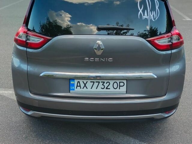 Серый Рено Сценик, объемом двигателя 1.8 л и пробегом 142 тыс. км за 17999 $, фото 3 на Automoto.ua
