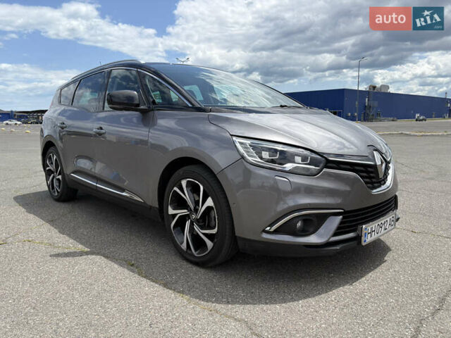 Рено Сценик 2019 в Киеве на Automoto.ua Серый Рено Сценик, объемом двигателя 1.33 л и пробегом 97 тыс. км за 16999 $, фото 3 на Automoto.ua