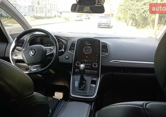 Серый Рено Сценик, объемом двигателя 1.75 л и пробегом 175 тыс. км за 17300 $, фото 1 на Automoto.ua