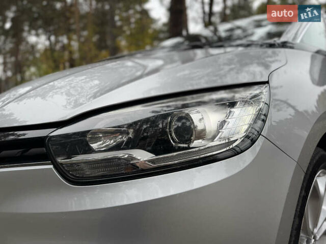 Рено Сценик 2019 в Житомире на Automoto.ua Серый Рено Сценик, объемом двигателя 1.75 л и пробегом 223 тыс. км за 14900 $, фото 8 на Automoto.ua