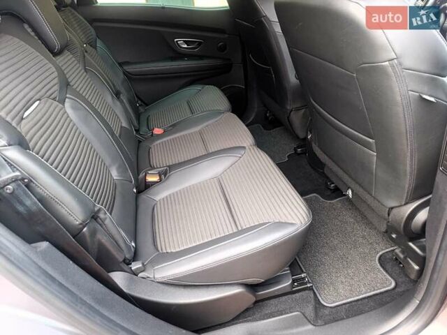 Сірий Рено Сценік, об'ємом двигуна 1.75 л та пробігом 230 тис. км за 16500 $, фото 70 на Automoto.ua