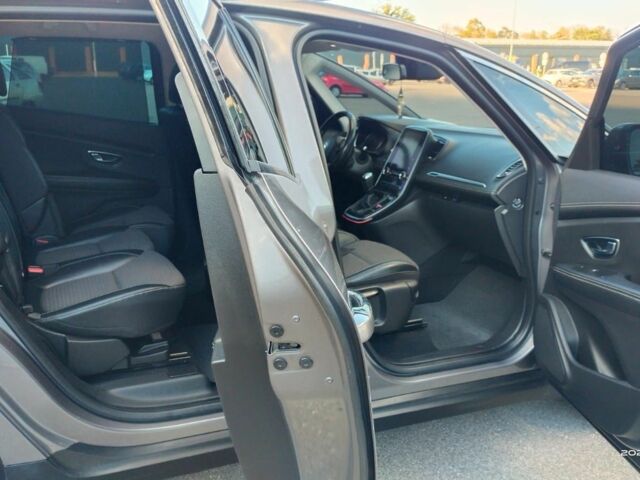 Серый Рено Сценик, объемом двигателя 1.8 л и пробегом 142 тыс. км за 17999 $, фото 14 на Automoto.ua