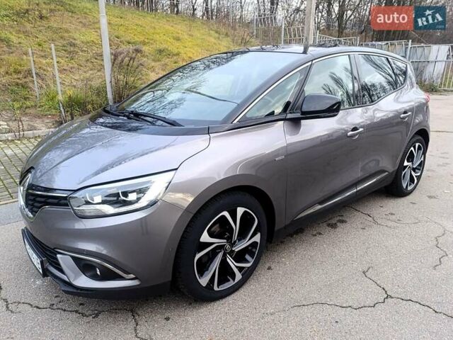 Сірий Рено Сценік, об'ємом двигуна 1.75 л та пробігом 230 тис. км за 16500 $, фото 11 на Automoto.ua