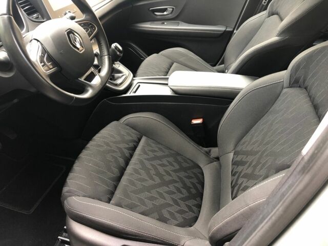 Сірий Рено Сценік, об'ємом двигуна 1.7 л та пробігом 129 тис. км за 9000 $, фото 11 на Automoto.ua