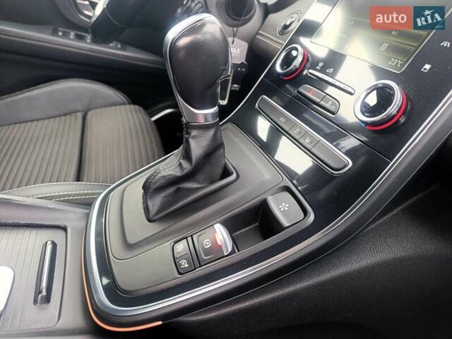 Сірий Рено Сценік, об'ємом двигуна 1.75 л та пробігом 230 тис. км за 16500 $, фото 91 на Automoto.ua