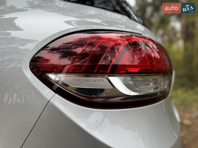 Рено Сценик 2019 в Житомире на Automoto.ua Серый Рено Сценик, объемом двигателя 1.75 л и пробегом 223 тыс. км за 14900 $, фото 7 на Automoto.ua