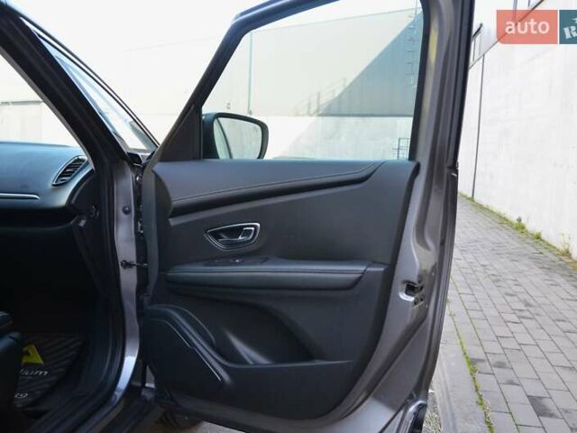 Серый Рено Сценик, объемом двигателя 1.33 л и пробегом 98 тыс. км за 17999 $, фото 55 на Automoto.ua